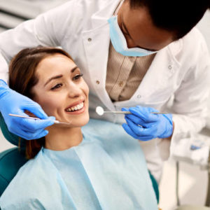 4 choses à rechercher lors du choix d’un nouveau dentiste après un déménagement