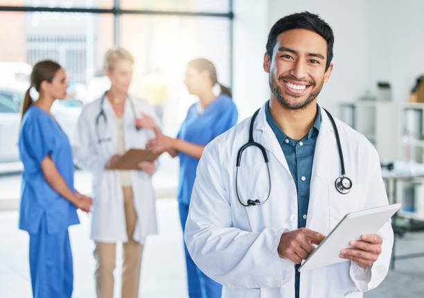 Les Différences Entre un Médecin Remplaçant à Plein Temps et à Temps Partiel