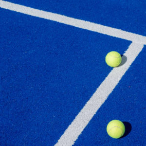 Comment personnaliser les lignes et marquages d’une construction court de tennis à Aix-en-Provence ?