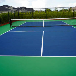 Pourquoi un sol argileux peut-il augmenter le coût construction terrain de pickleball ?